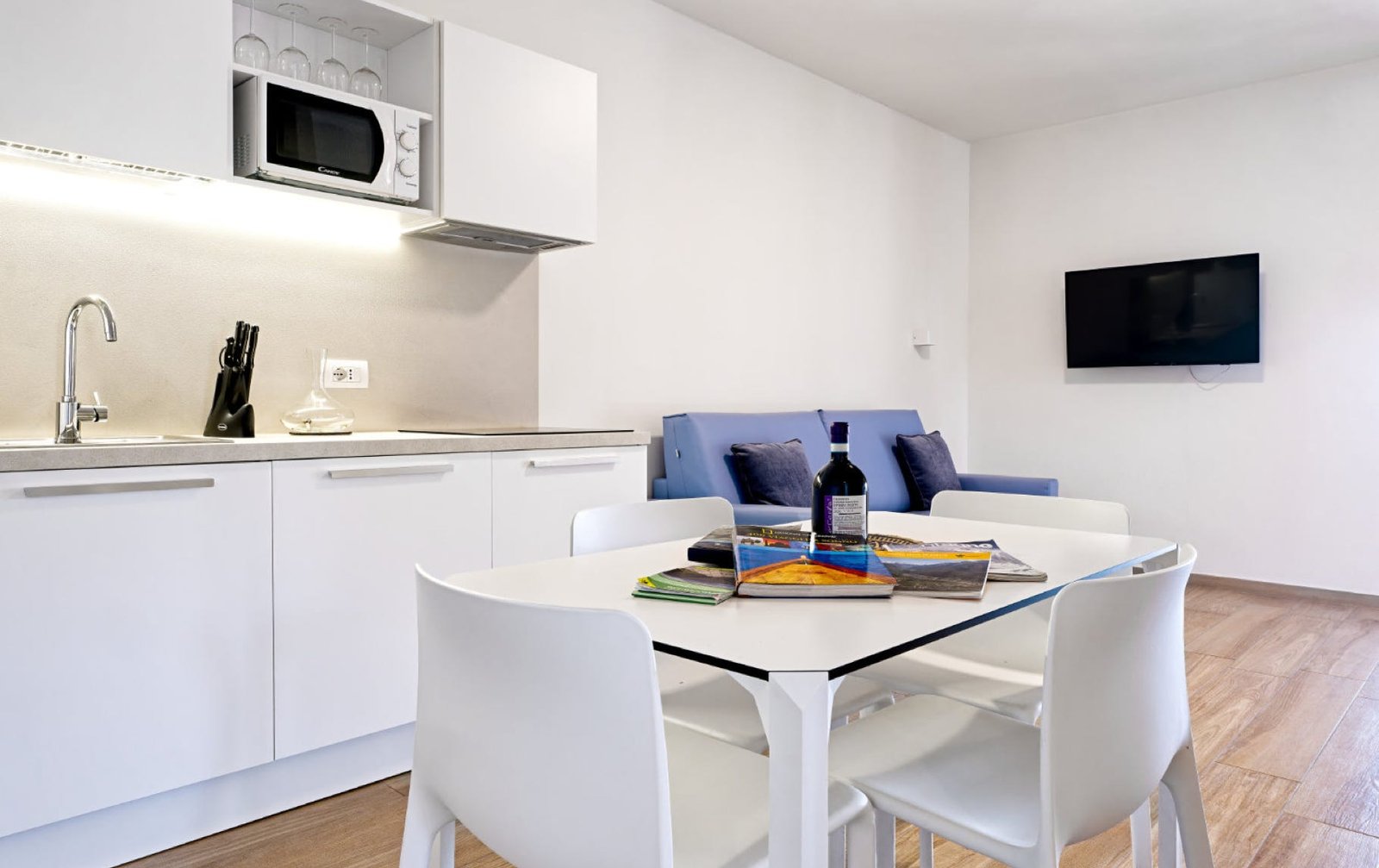 Maggiore apartment mazzini22